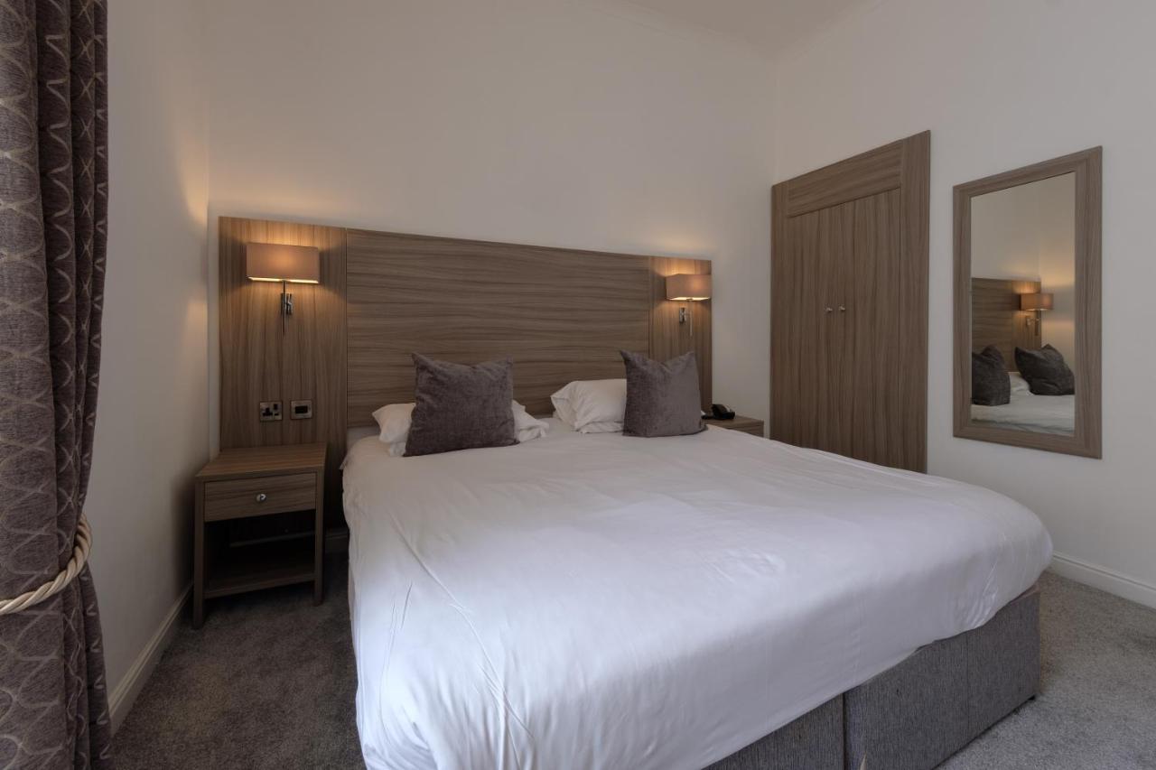 The Diplomat Restaurant & Hotel Llanelli