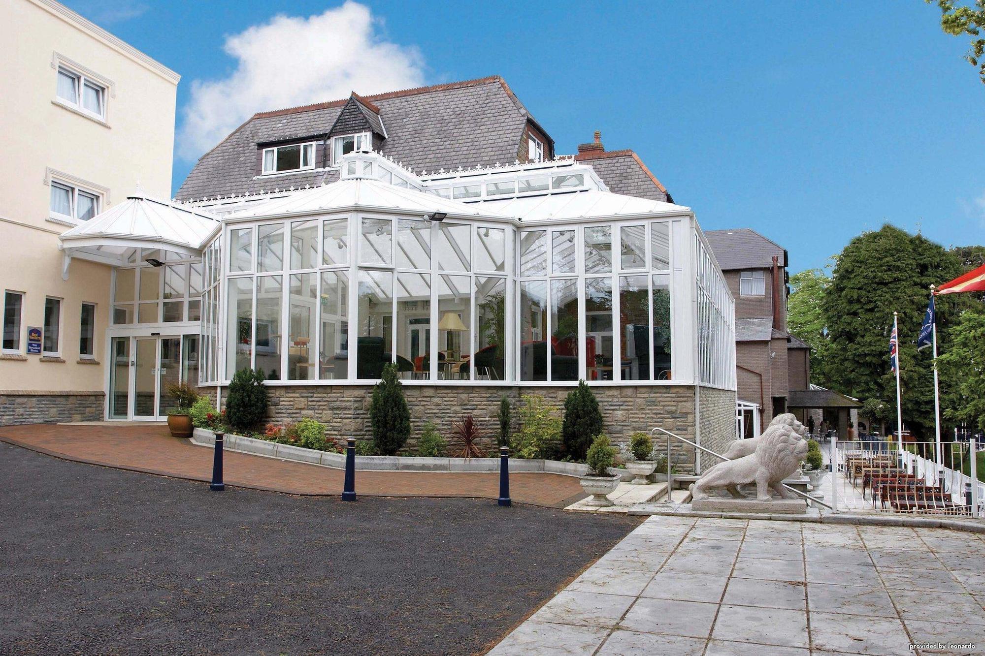 The Diplomat Restaurant & 4*